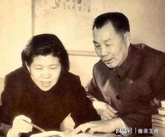 北京炒股配资 1974年，杨成武出来后，周总理：如果不是毛主席，可能没有你了